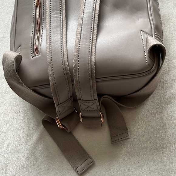 MATT & NAT Alex Vegan Backpack in Veil - Picture 9 of 15